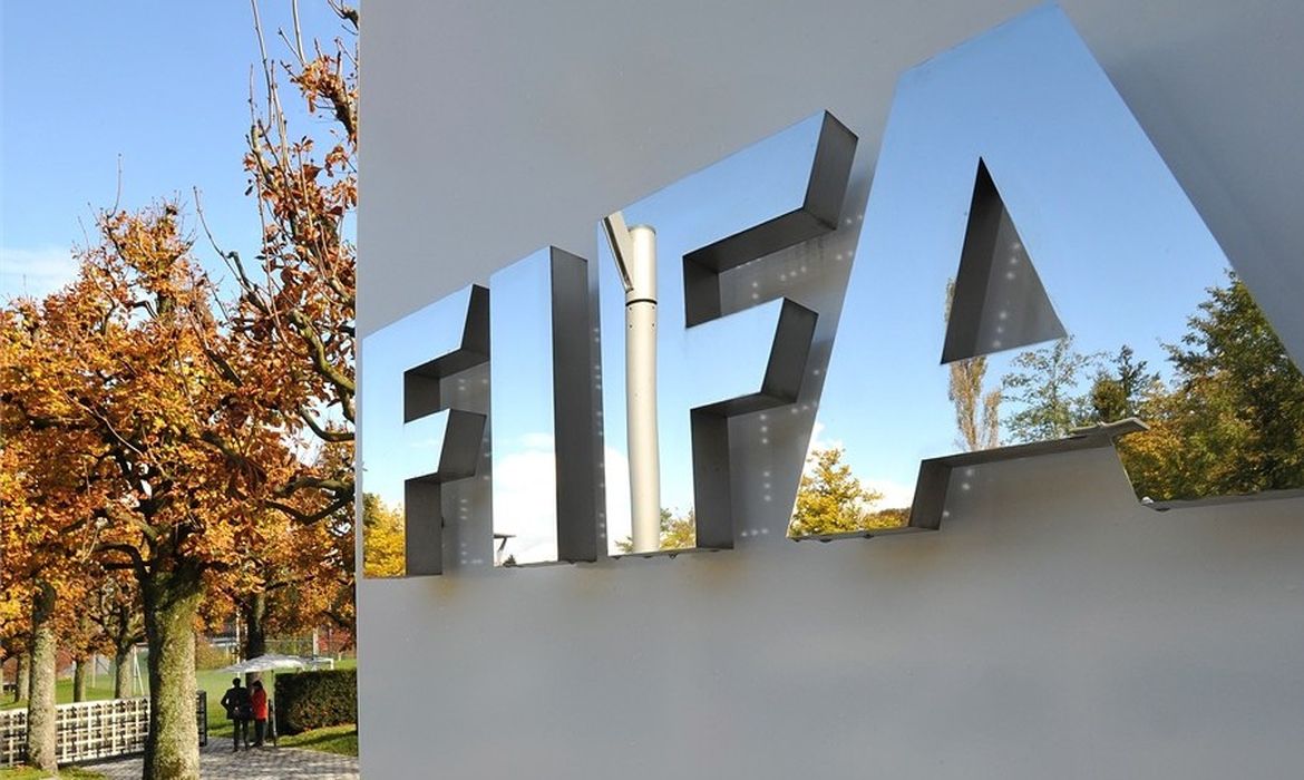 A regra do Gol de Ouro funcionou entre 1993 e 2004, mas foi abolida pela FIFA por conta de diversas polêmicas