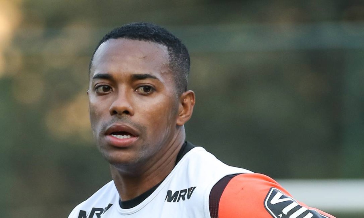 Preso na penitenciária de Tremembé, Robinho arrumou rivalidade com um nome bastante conhecido