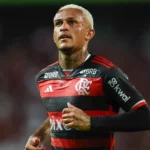 Wesley, lateral-direito do Flamengo, pode ser vendido por valor recorde